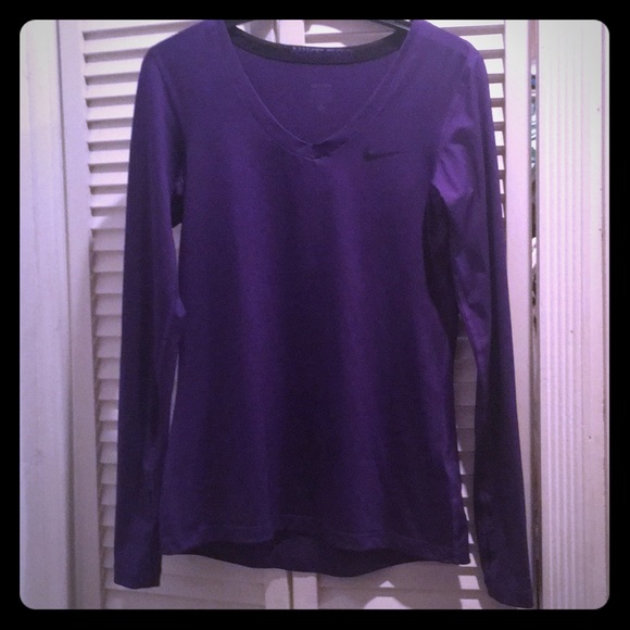 Nike pro long sleeve sport shirt- Great shape! - Picture 1 of 5